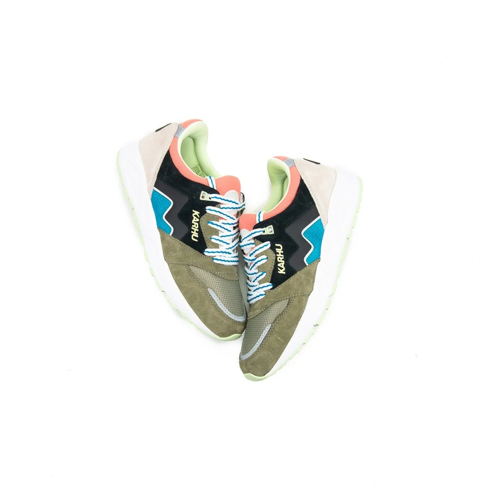 Aria 95 (Laurel Oak/Jet Black) - Image 2