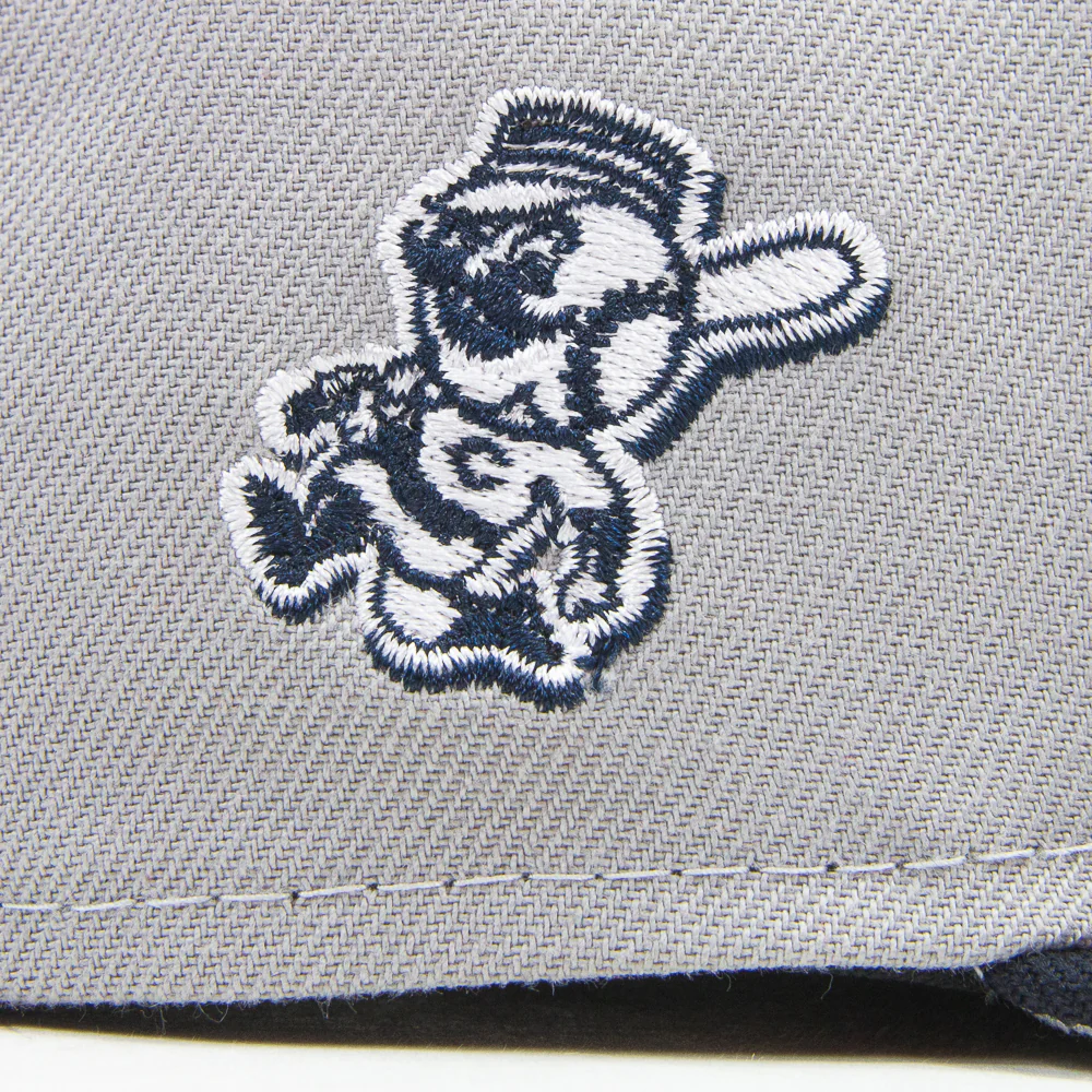 Cincinnati Reds C Font Fitted Cap (Grey/Navy) - Image 2