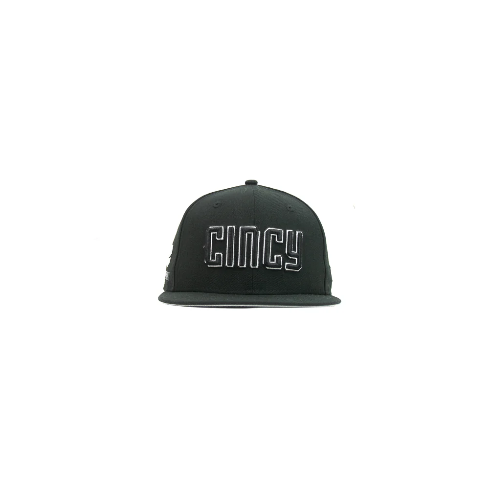 Cincinnati Reds City Connect Fitted Cap (Black/White)