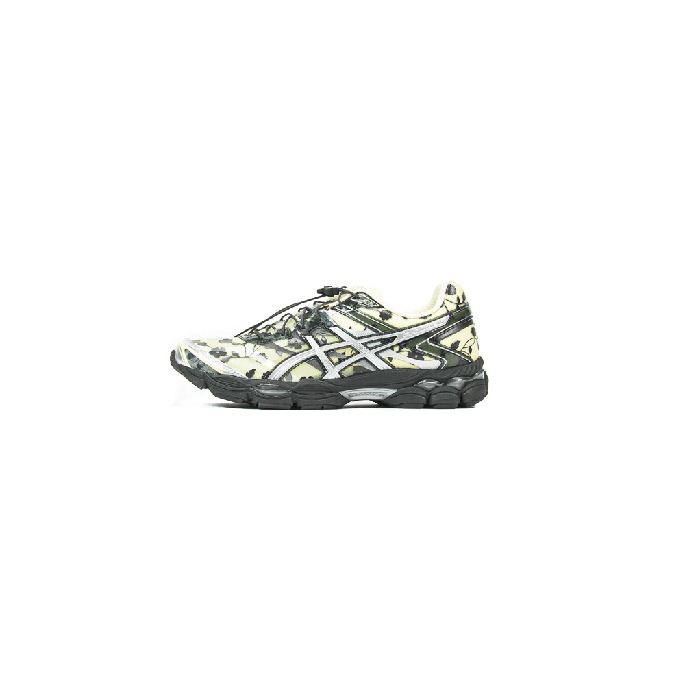 Gel-Cumulus 16 SSCB (Ivory/Black)