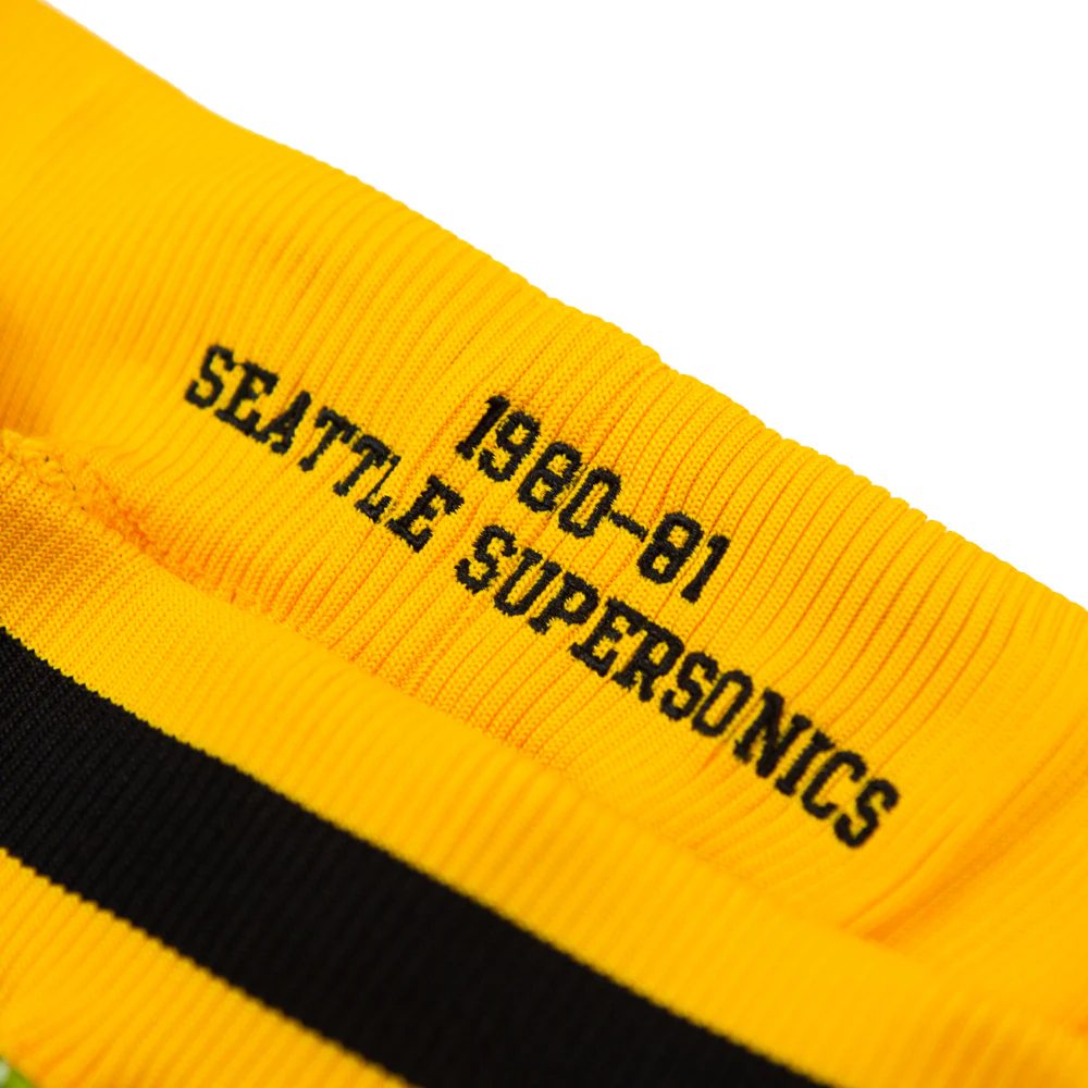 Hebru Brantley x Mitchell Ness Seattle Supersonics Short (Green) - Image 3