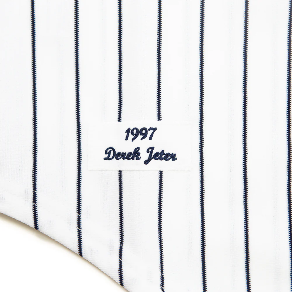 Derek Jeter Authentic Jersey (Yankees) - Image 3