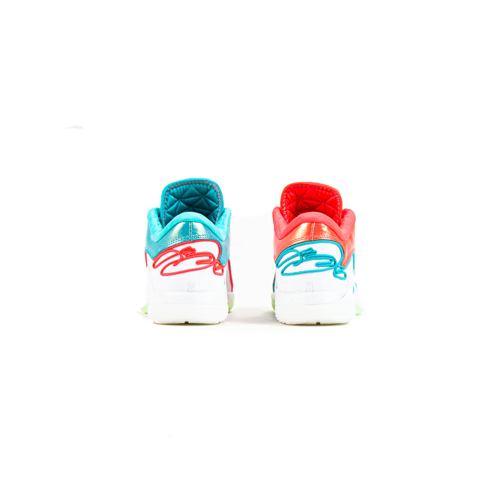 LeBron XXII XMAS (Solar Red/Dusty Cactus-White) - Image 3