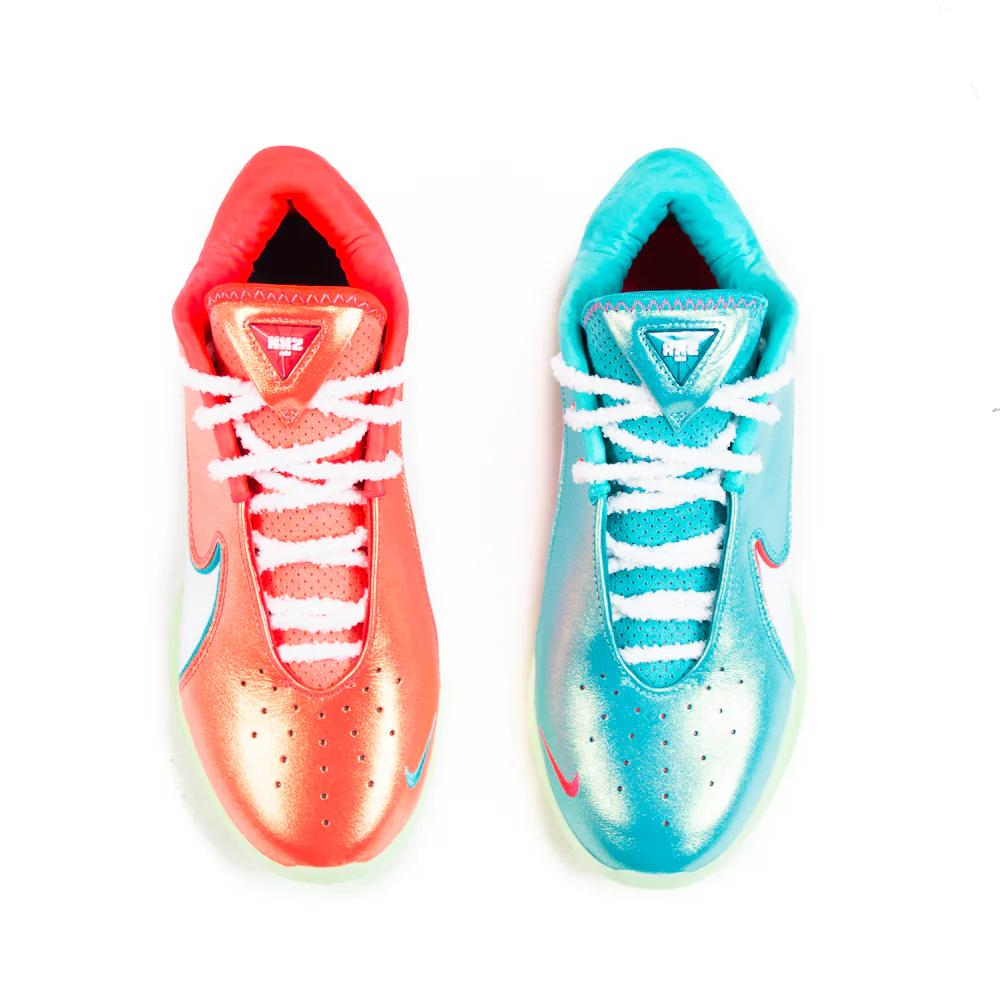 LeBron XXII XMAS (Solar Red/Dusty Cactus-White) - Image 4