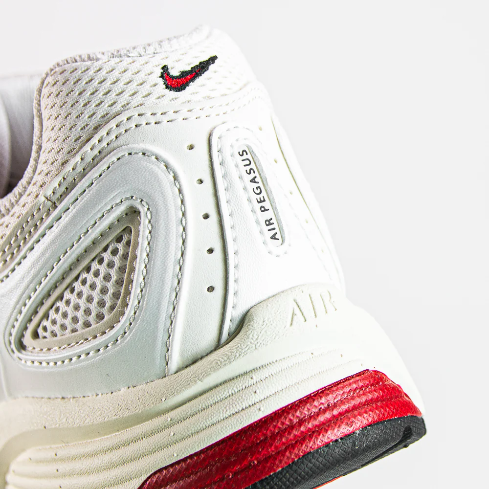 W Air Peg 2K5 (White/Red-Phantom) - Image 5