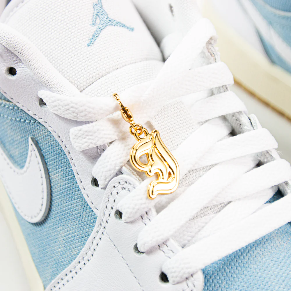 Wmns Air Jordan 1 Low SE (Worn Blue/White) - Image 4
